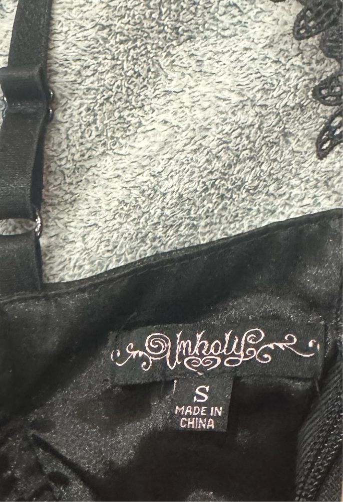 платье unholly, dollskill