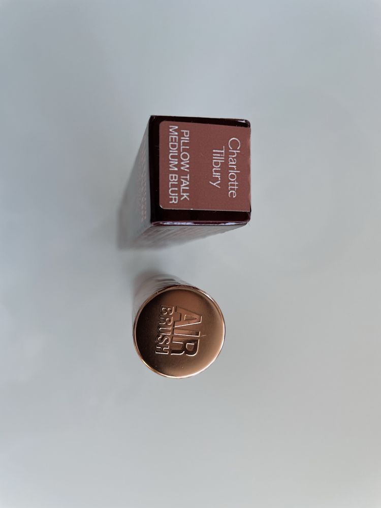 Pomadka Charlotte Tilbury Air brush Pillow Talk Medium Blur