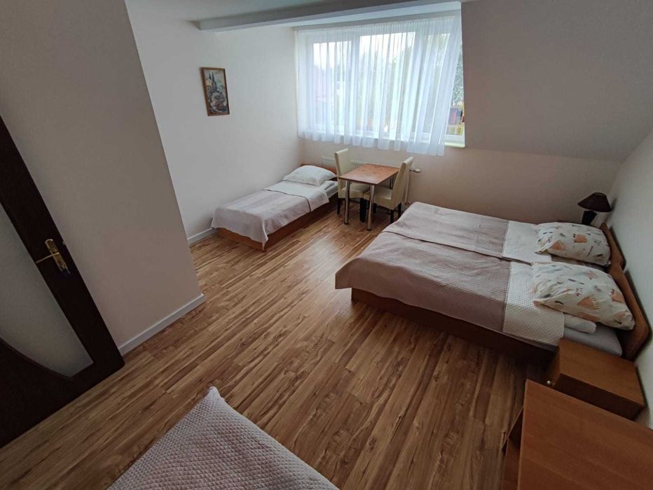 Kwatery Pracownicze/Pokoje Pracownicze /Noclegi Firmy/ 20 osób