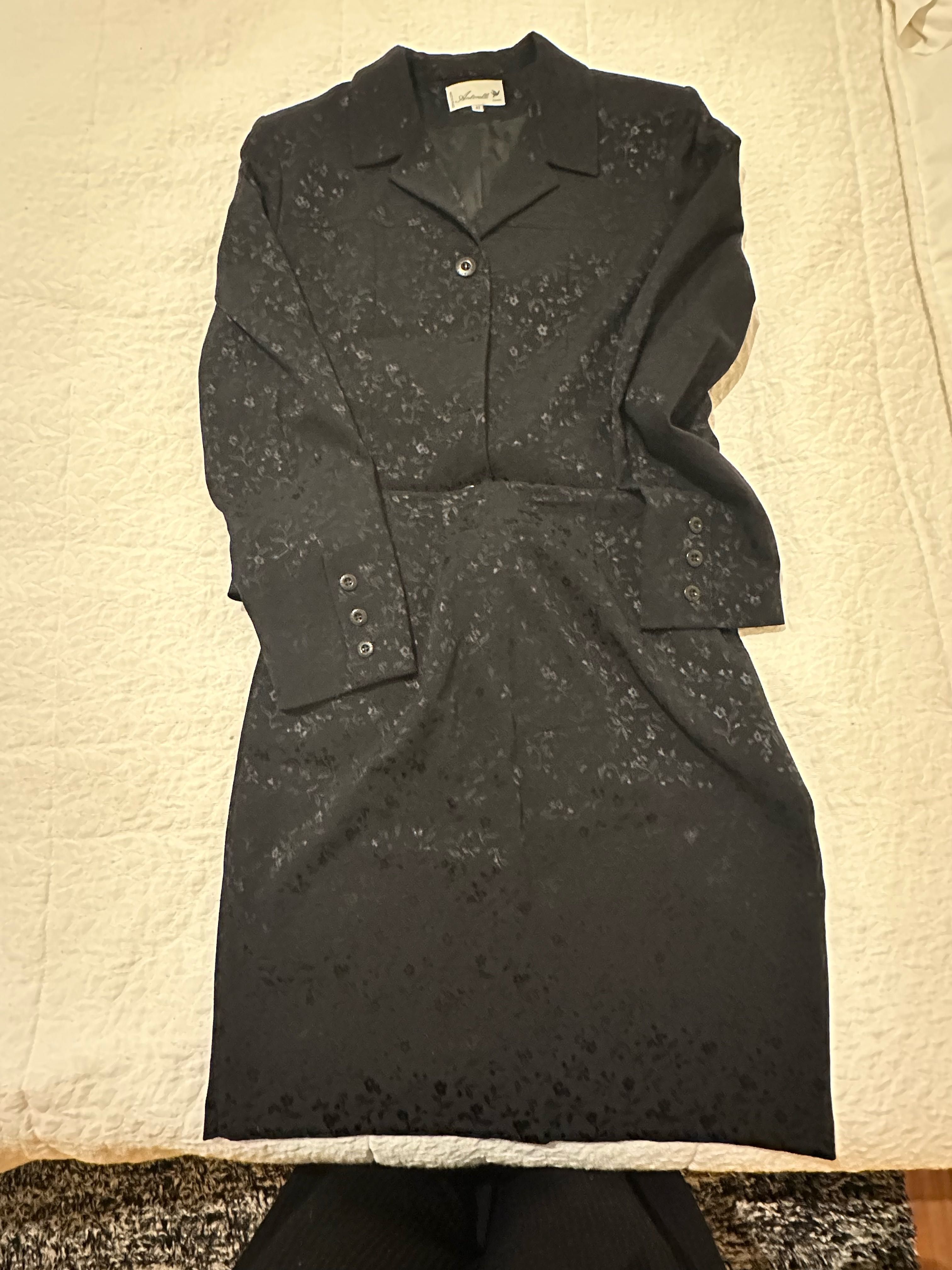 Vendo várias peças de roupa mulher