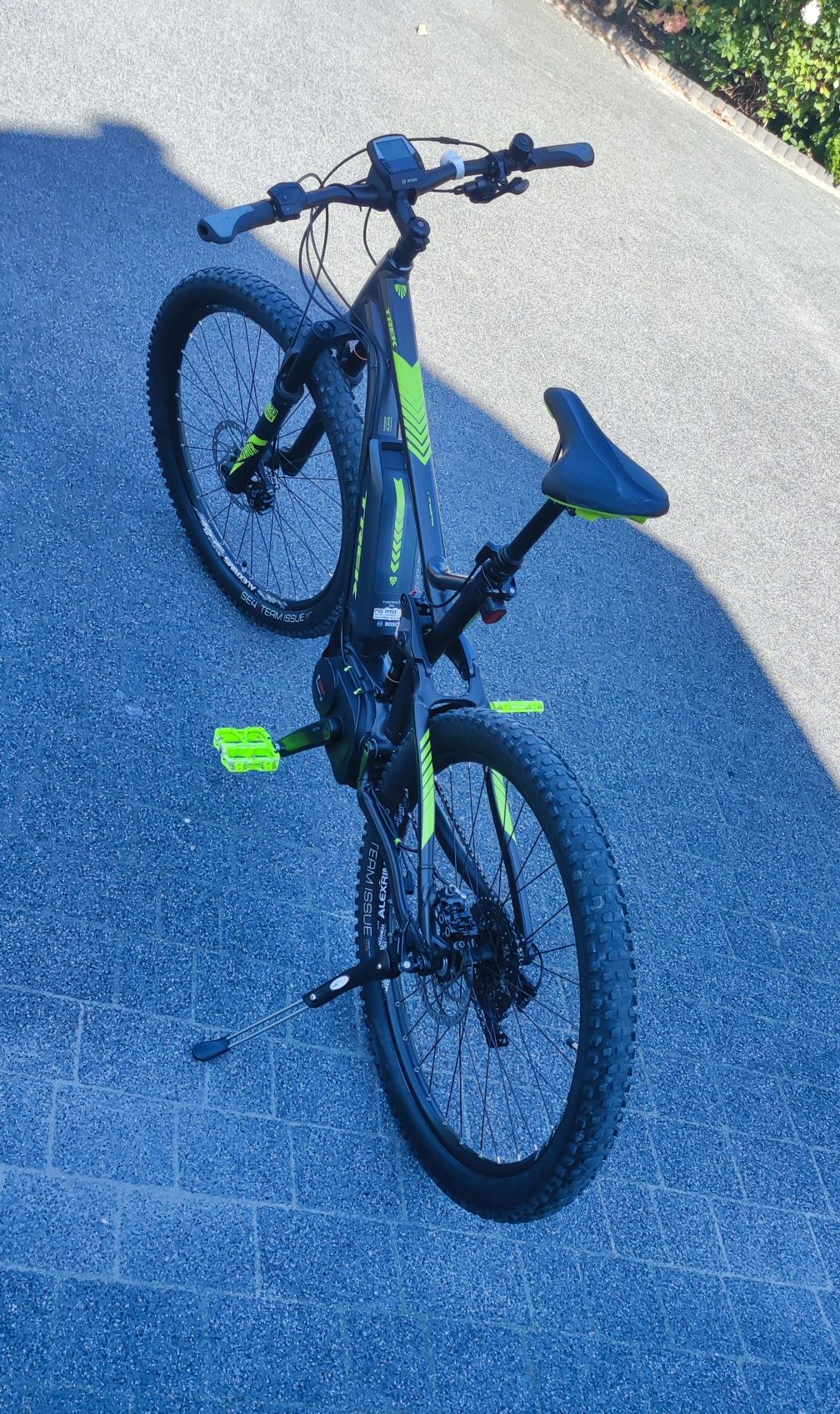 Rower elektryczny enduro full Trek Powerfly MTC