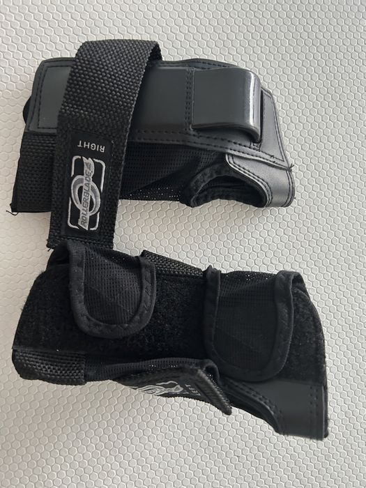 Pack de protetores de pulso, joelheiras e cotoveleiras