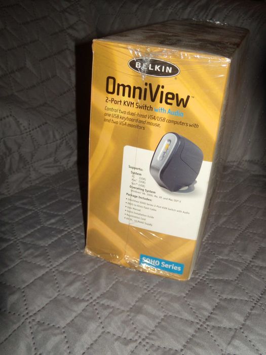 Belkin OmniView 2-portowy przełącznik KMV z audio