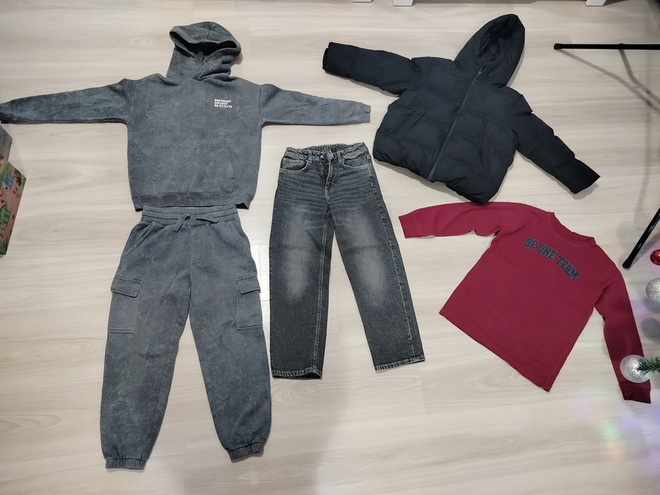 Ubrania dla chłopca rozmiar 134/140cm.