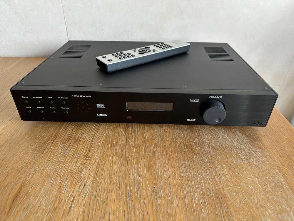 Pré Amplificador Audiolab 8200AP