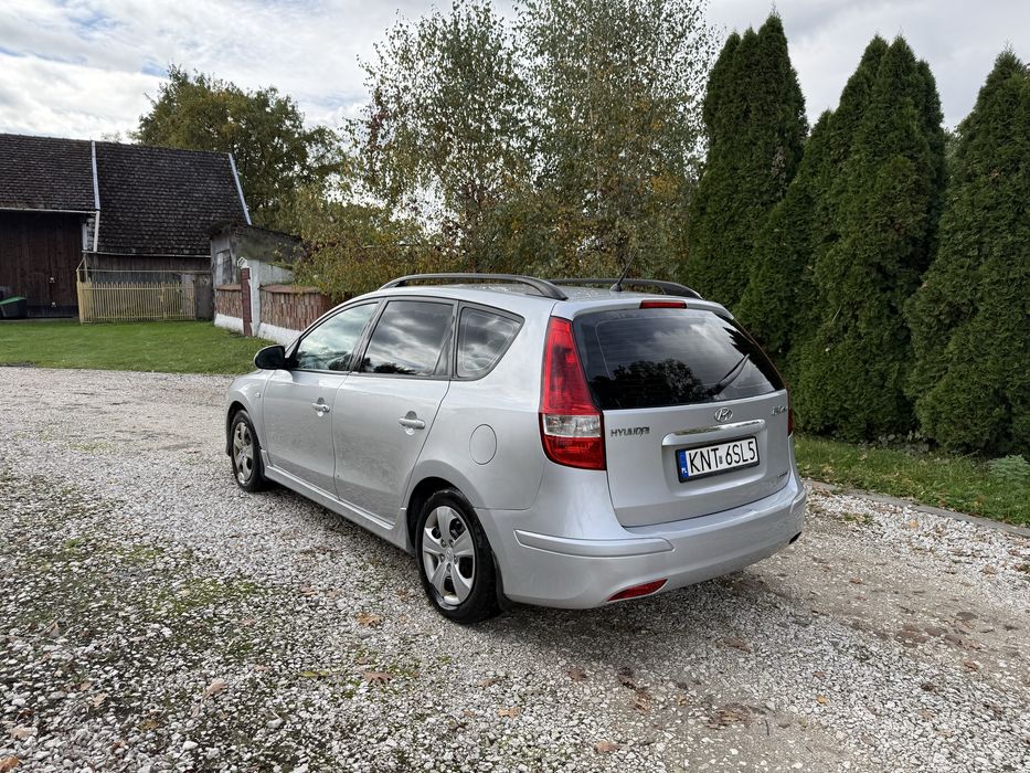 hyudai i30 lift 1.6 crdi 2010 rok