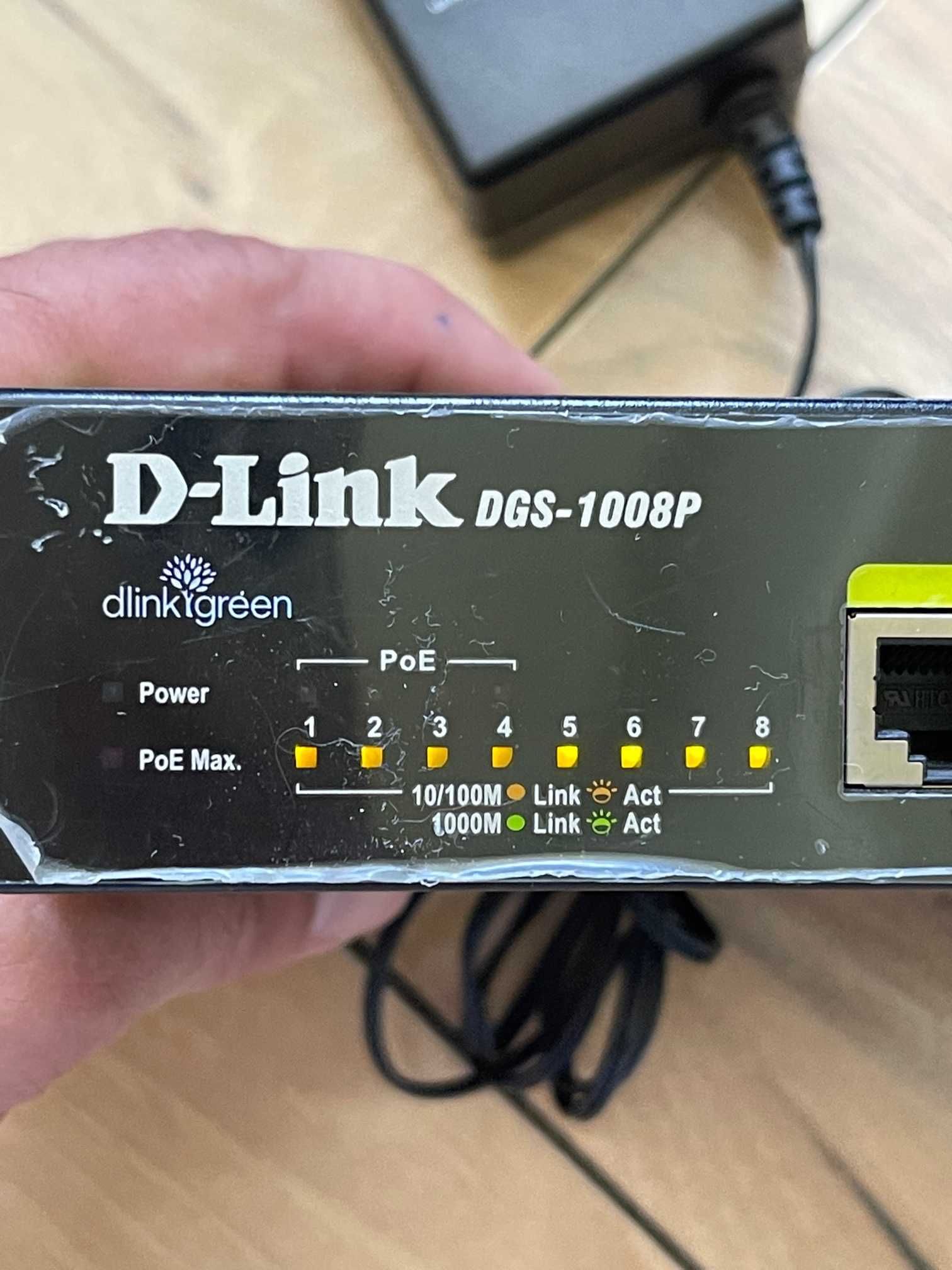 Коммутатор D-Link DES-1008P