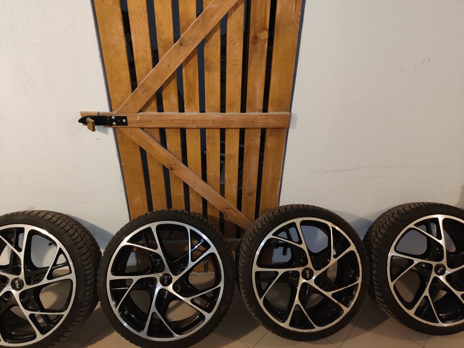 Koła zimowe 19 cali megane 3 rs 225/35r19 5*114,3 hankook Winter icept