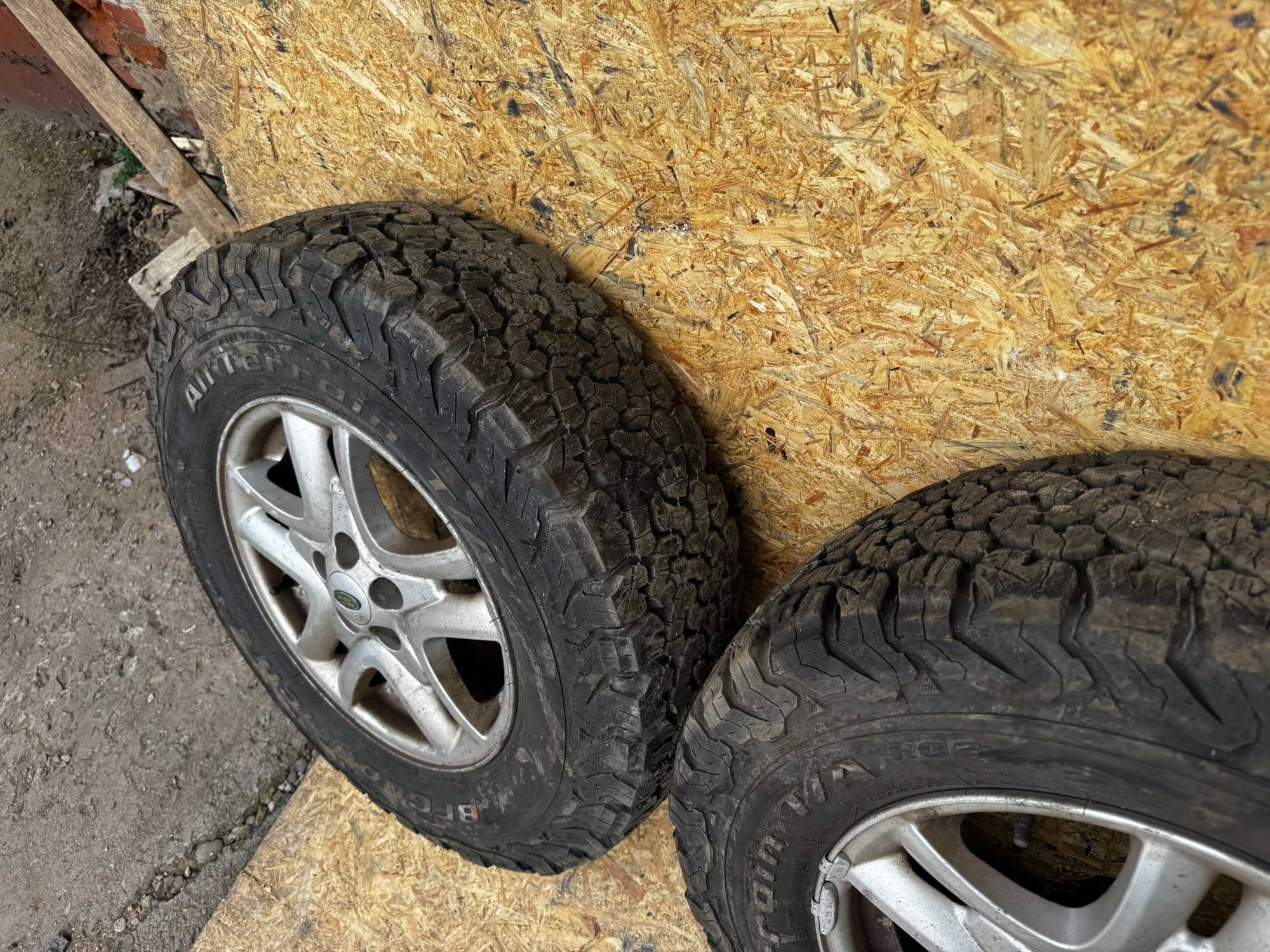 Felgi rang rover I 16' + opony komplet