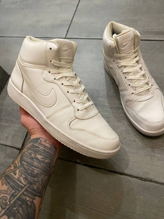 Кросівки Nike EBERNON MID р.44