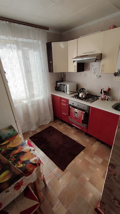 Продаж 3 кім кв з АО В.Петріва (Богунія)