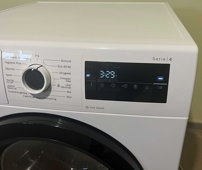 2025рікПральна стиральная машина Bosch Serie4 WAN2822ESN ідеальна 10кг