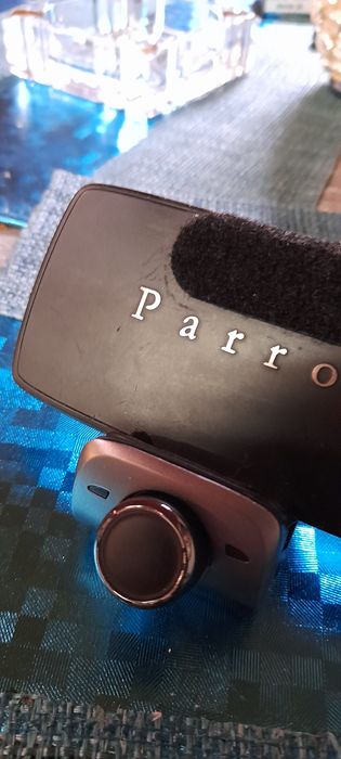 Kit mãos livres parrot Avariado