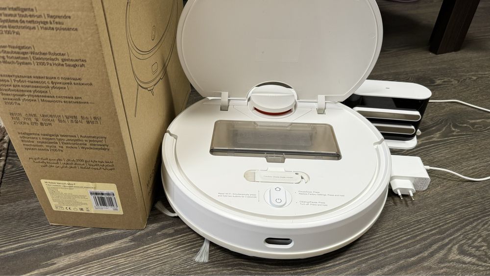 Срочно.Робот-пилесос Xiomi Vacuum-Mop P