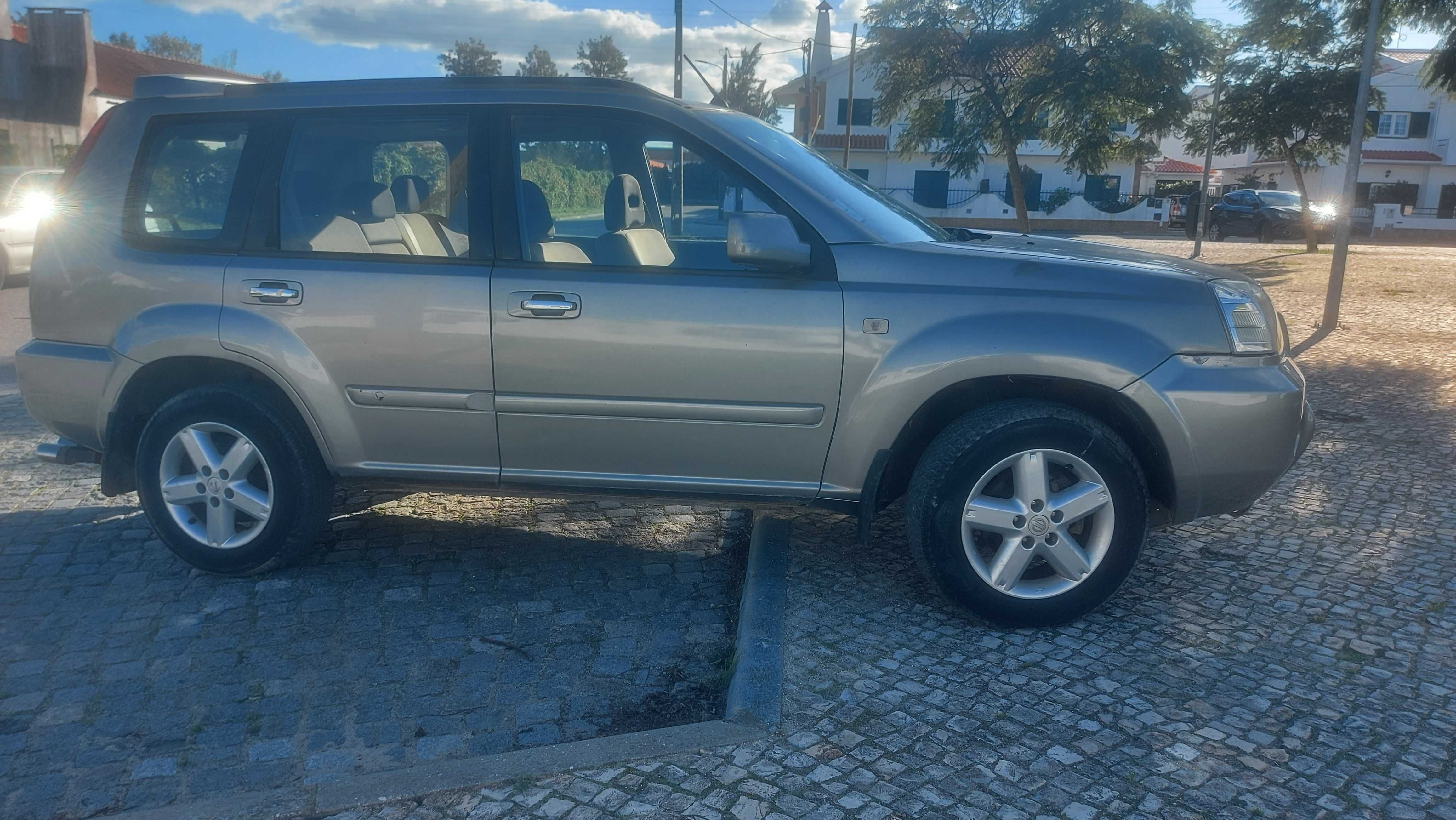 Nissan X-Trail  Diesel 4X4