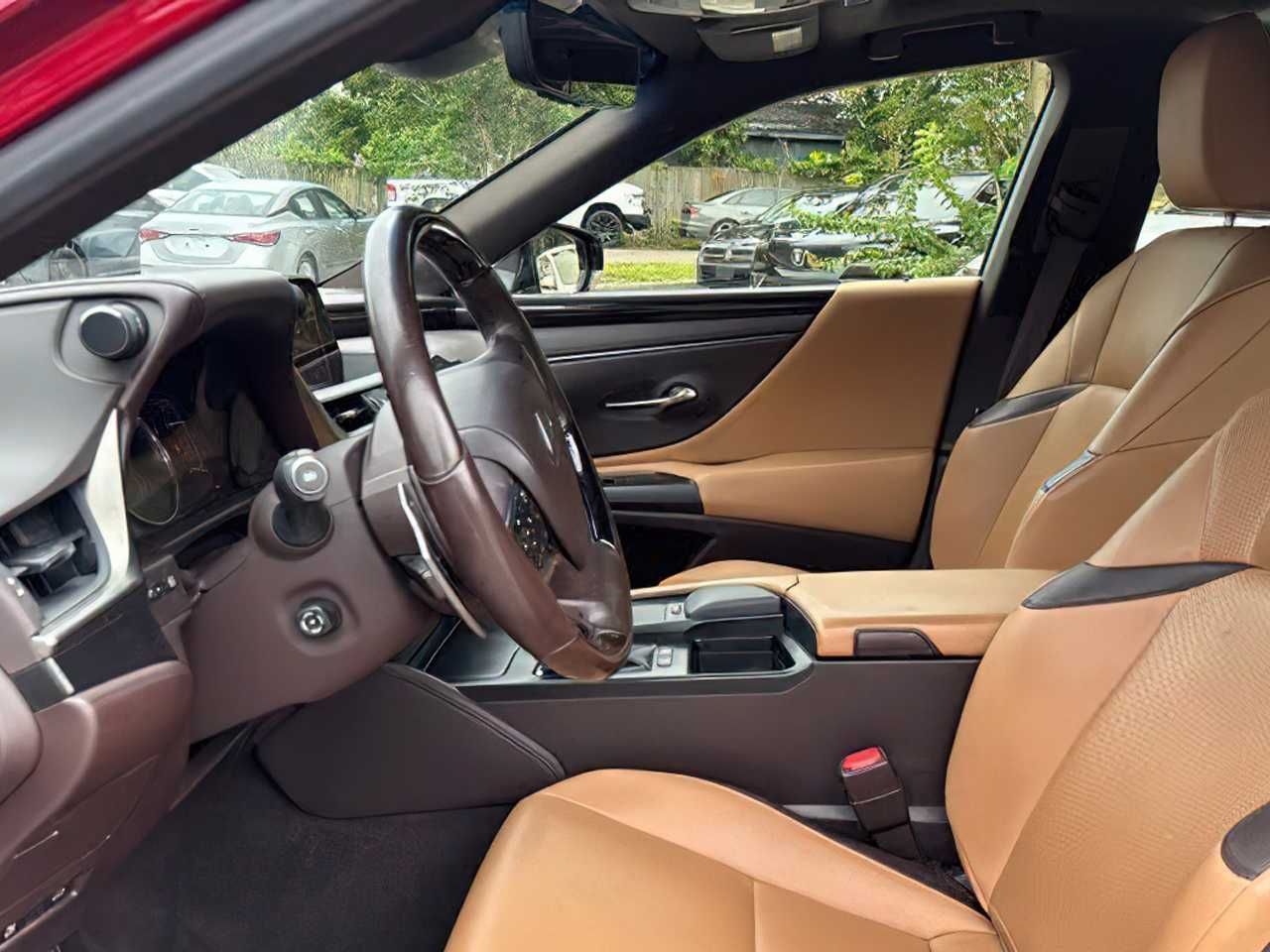 Lexus ES300h 2019