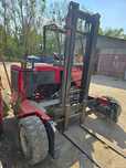 Moffett M5 20.3  Moffett M5 20.3 4-kierunkowy (wszystkie koła skrętne)