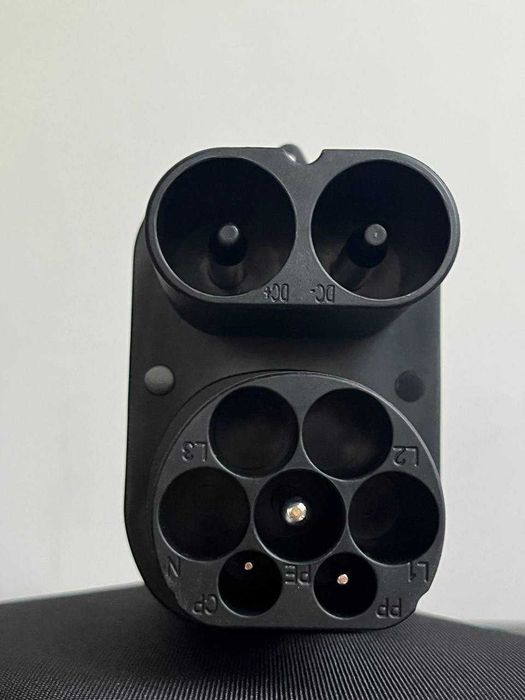 Перехідник CCS2 до 250 кВт для Tesla | з кнопкою Рест/Дорест |