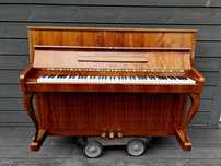 Pianino SAUTER 108cm POŁYSK 1965r mechanika RENNER