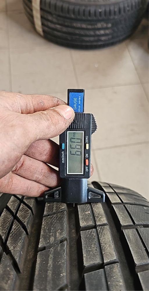 2x Goodyear efficentgrip  245/ 45 R 18
