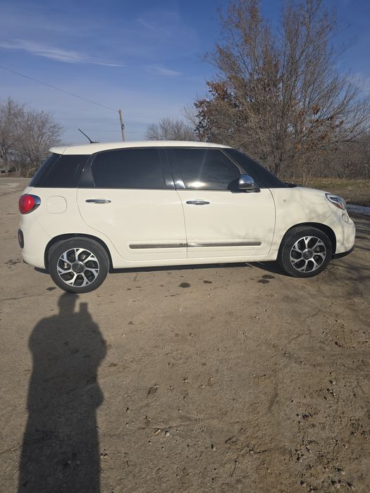 Продам авто Fiat 500L