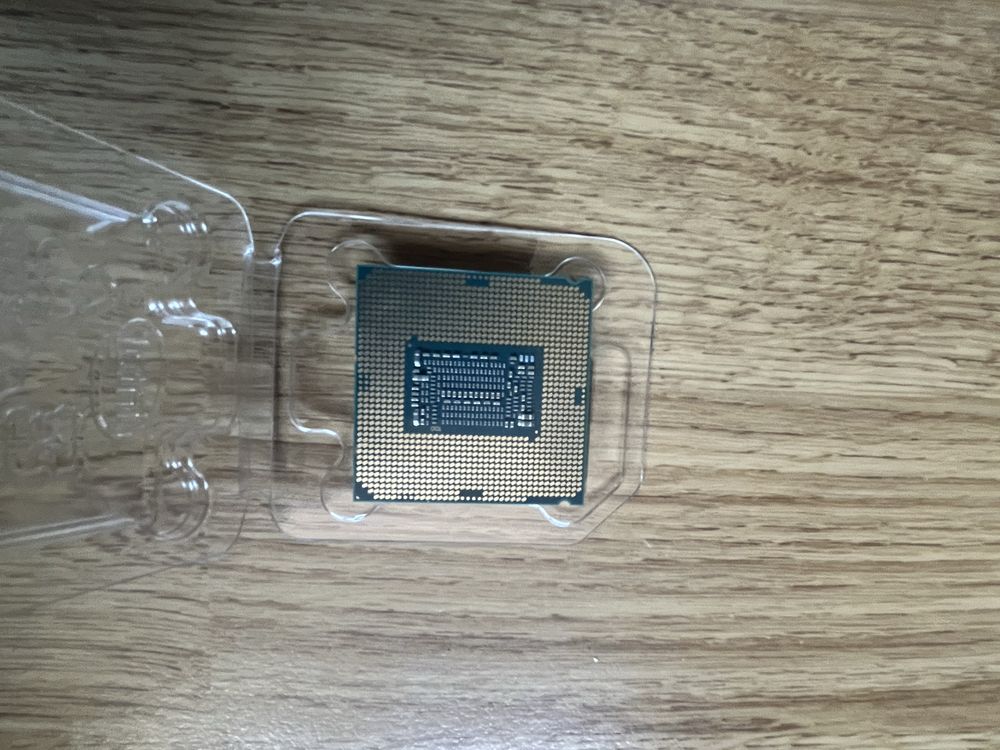 Intel Core i5-9400F 9. generacja – 6 rdzeni, 6 wątków