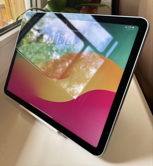 Ipad Air 11 (m2) 128 gb + LTE. Как новый. Идеал.