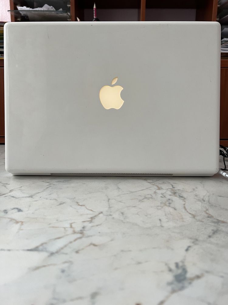 MacBook a1181. Капсула часу