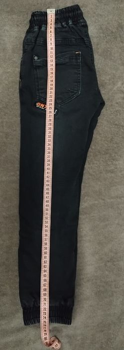 Джинси теплі чорного кольору р.128