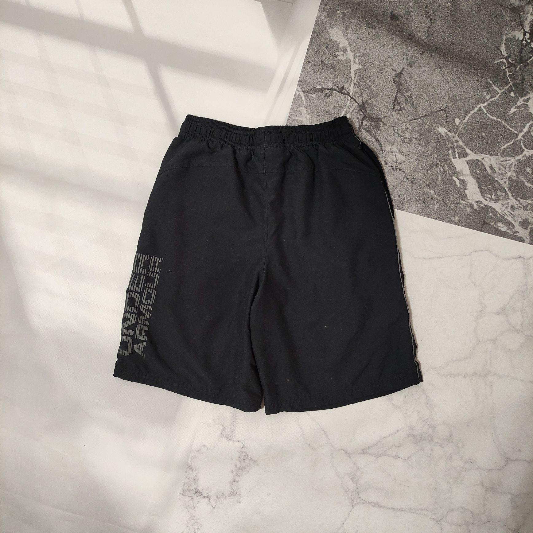Шорти Under Armour з карманами
