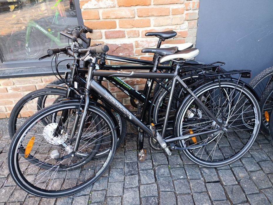 Велосипед 28" колеса з Німеччини алюміній планетарка