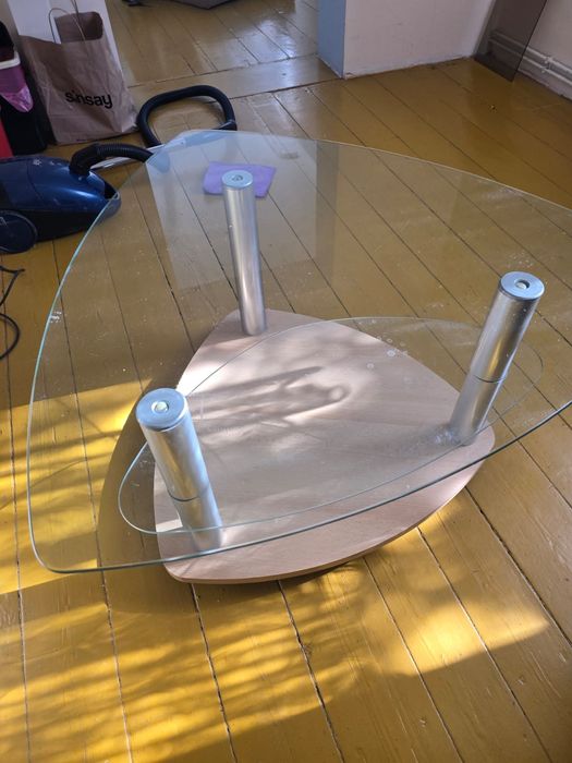 Stolik niski szklany