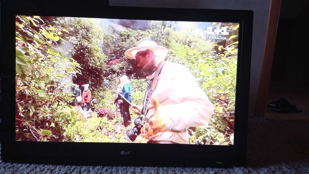 Телевізор LG 42PG200R-ZA