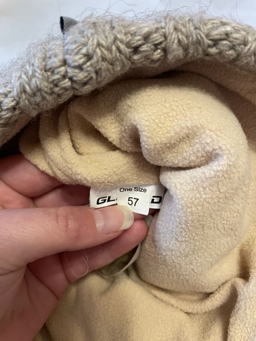 Безкоштовно. Шапки, кепка, баф.