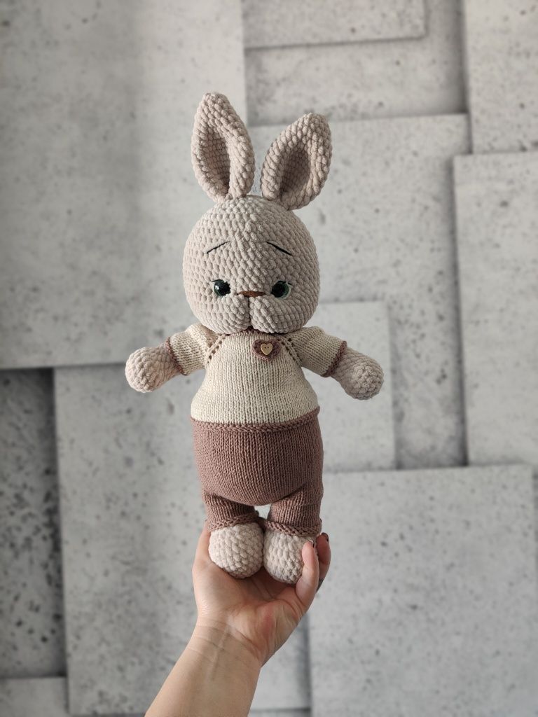 Pluszowy królik amigurumi handmade