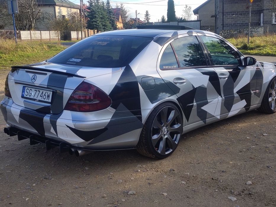 Mercedes W211 Kompressor • LED • E500 hamulce • 20” felgi • Bez rdzy!