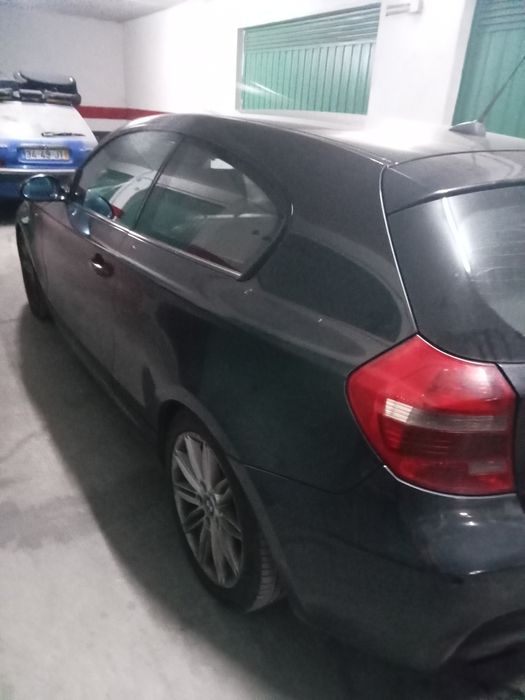 BMW 120d com batida de motor