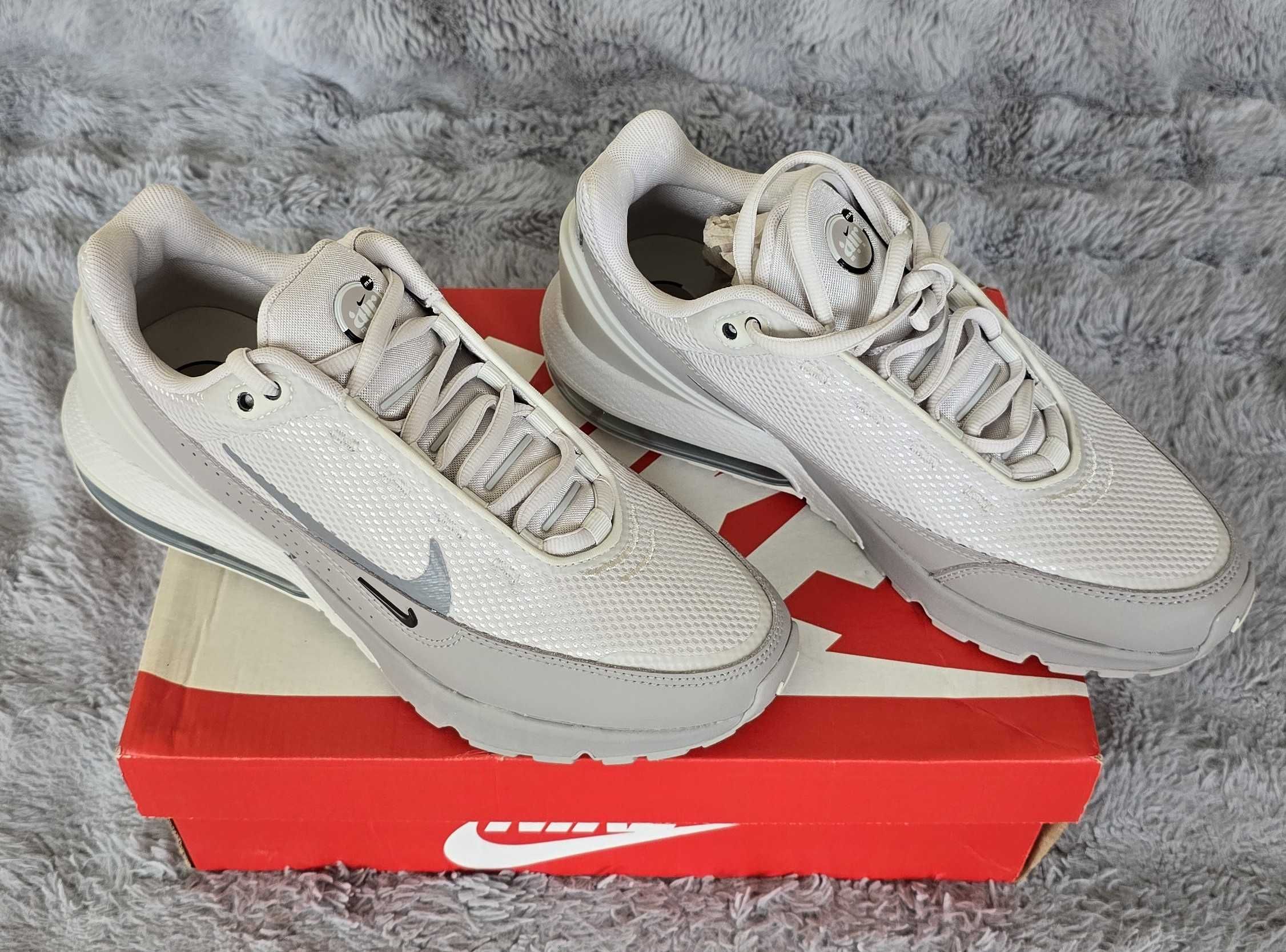 Оригінальні кросівки Nike Air Max Pulse