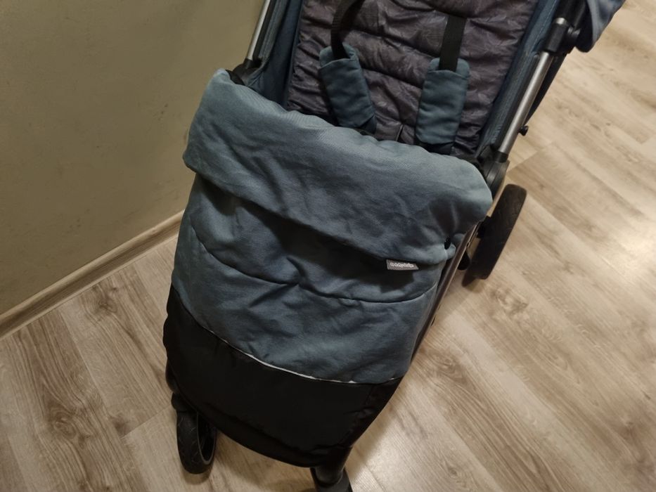 Spacerówka baby design wave 2022