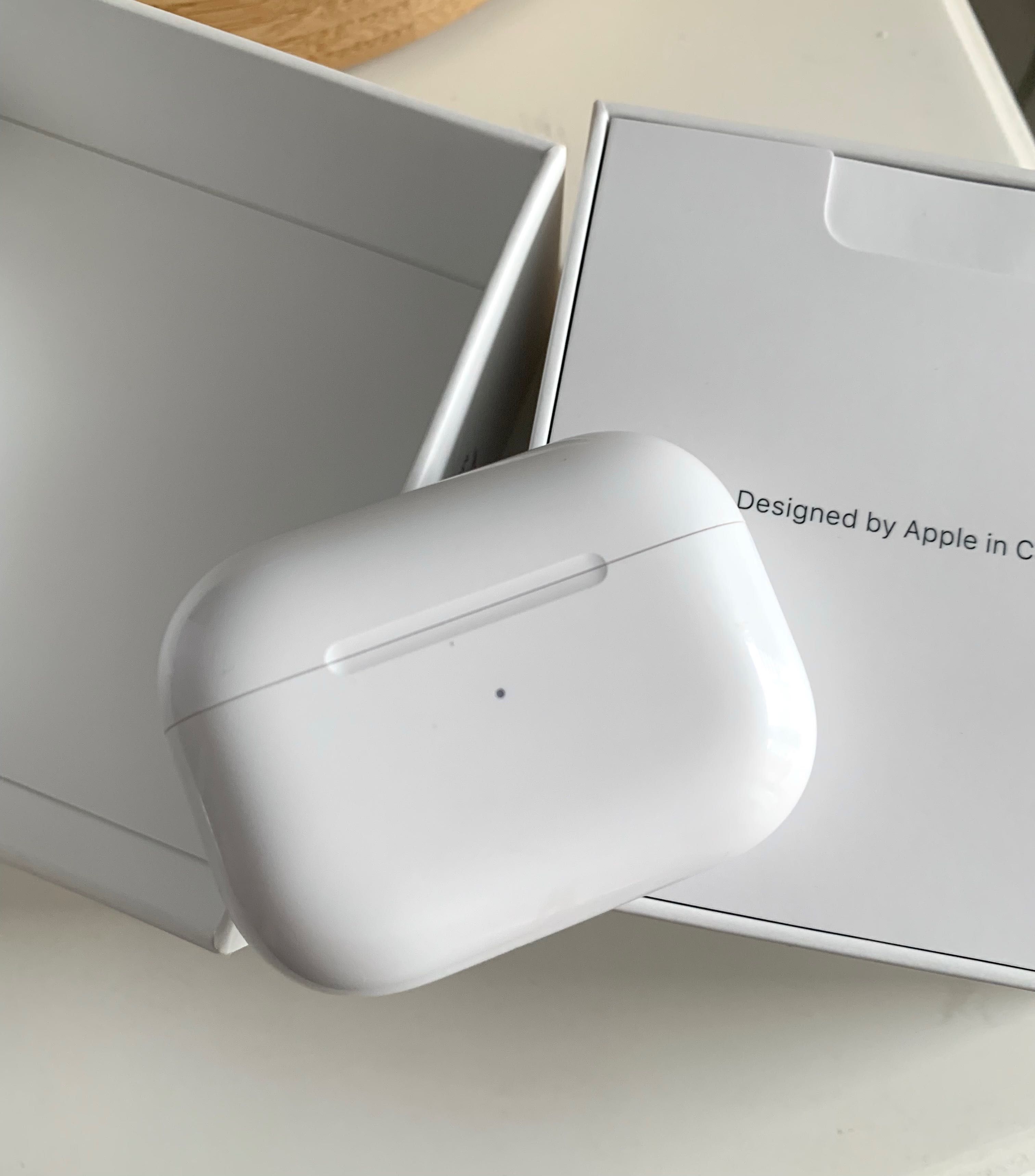 Apple AirPods Pro 2