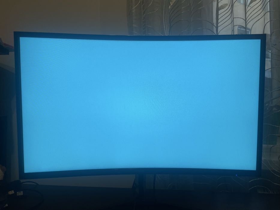 монітор samsung 75гц, разом з ним віддам клаву hyperx