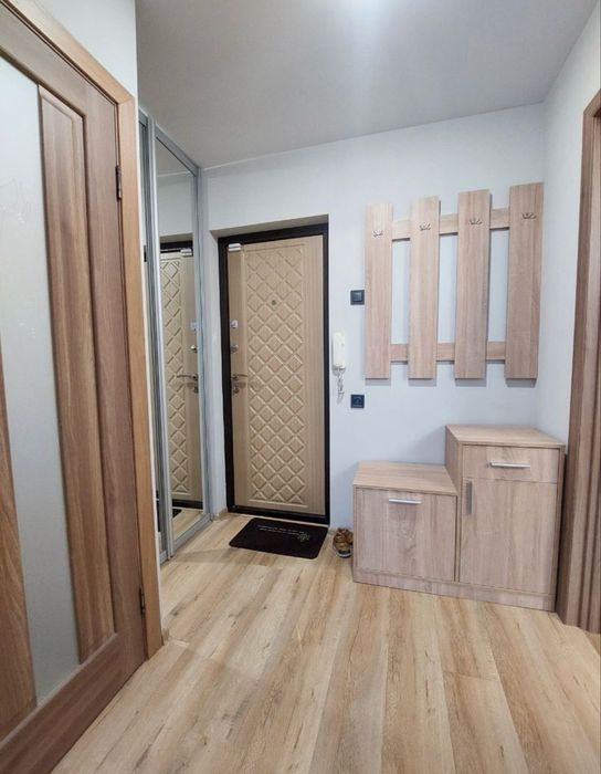 Продам 1 к квартиру Набережная Победы