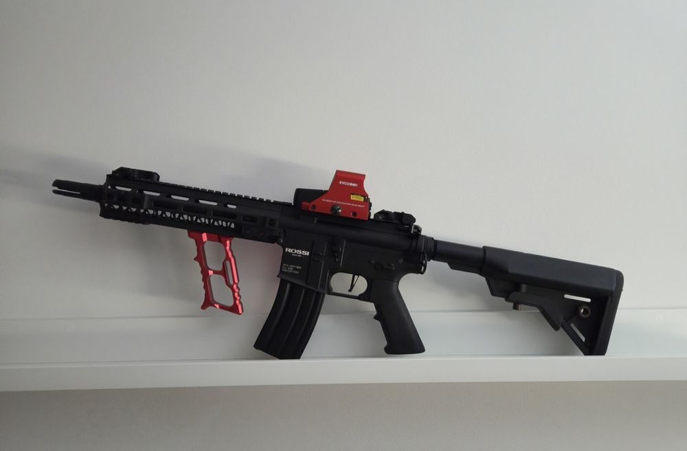 Airsoft M4 Rossi Neptune SAS
