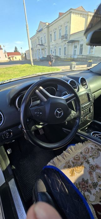 Mercedes w164      .