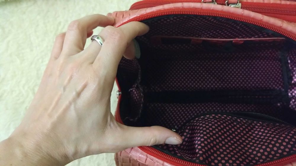 Сумка жіноча червона