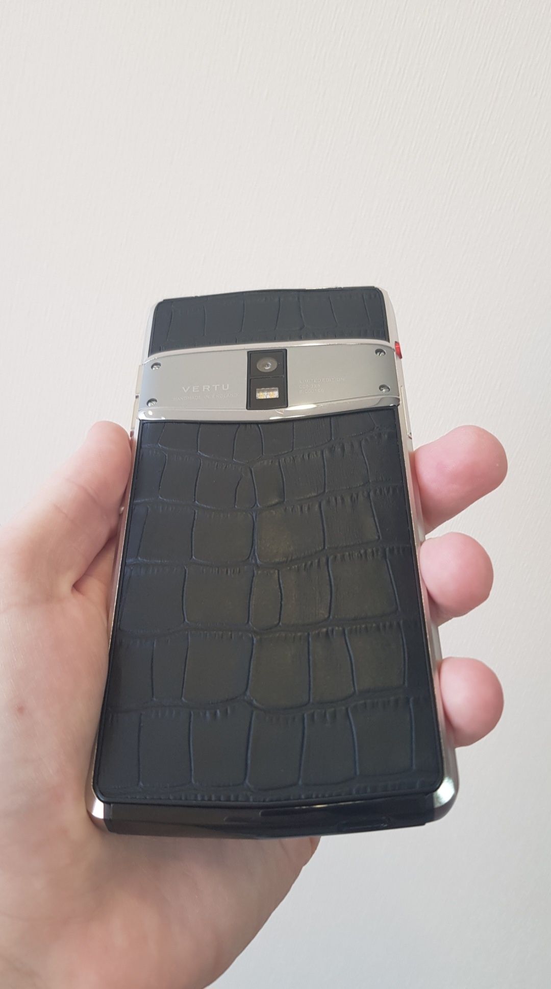 Vertu Constellation X Аллигатор, верту,   vertu, signature, s design