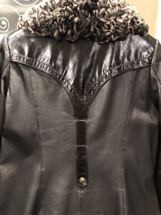 Пальто из натуральной кожи