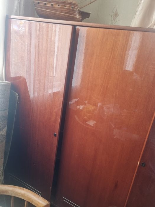 Шафа на самовивіз