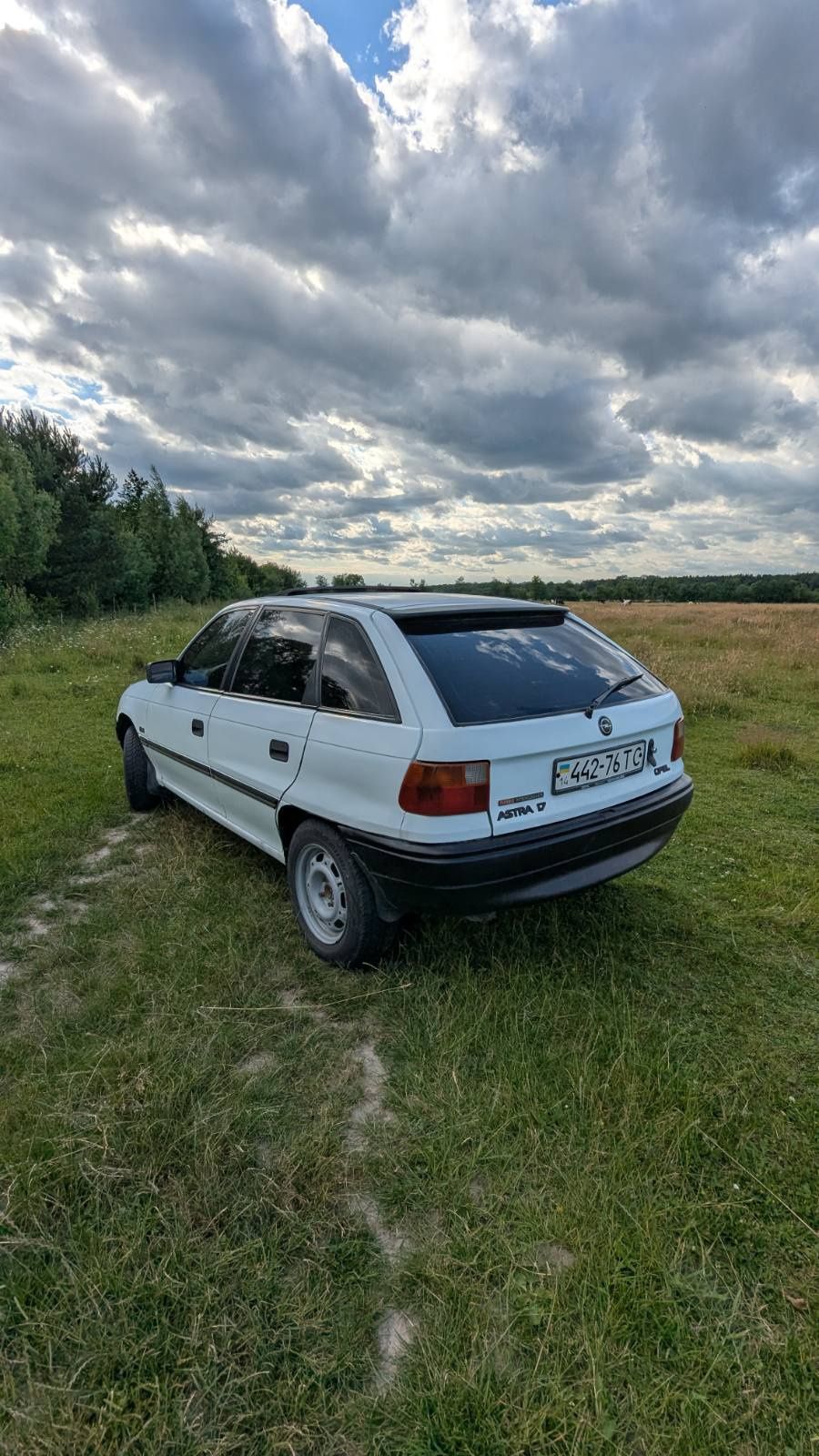 Продам терміново Opel Astra F 1.7 дизель