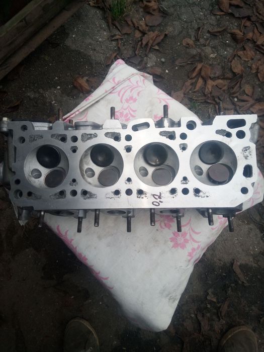 Продам головку блока ГБЦ Mitsubishi состояние новой